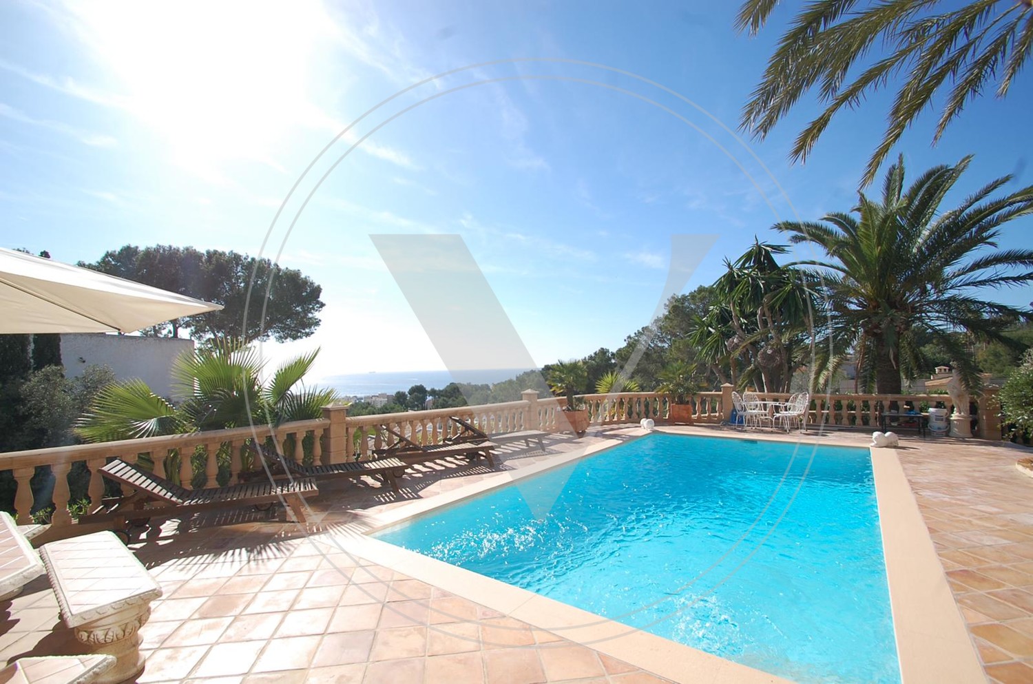 Beautiful villa For sale in Costa Den Blanes, just only 5 minutes to Portals.